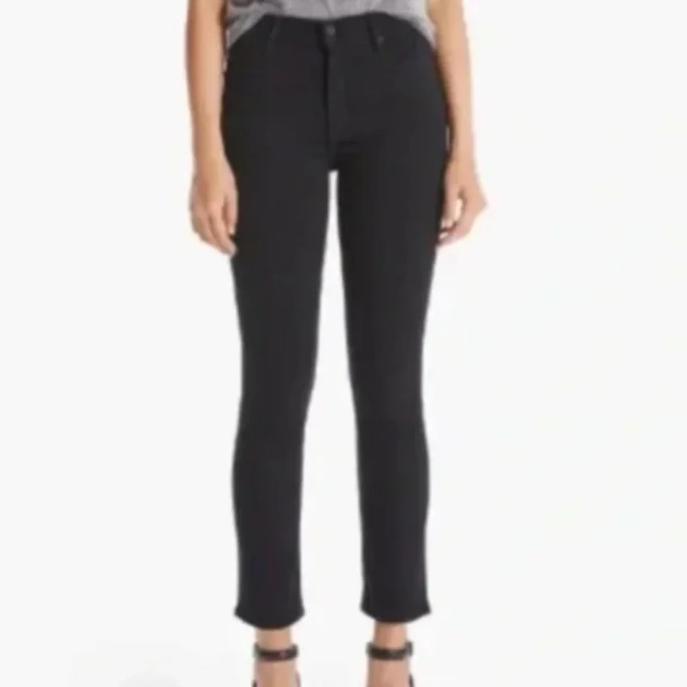 MOTHER THE MID RISE DAZZLER ANKLE BLACK JEANS IN NOT GUILY WASH SIZE 25